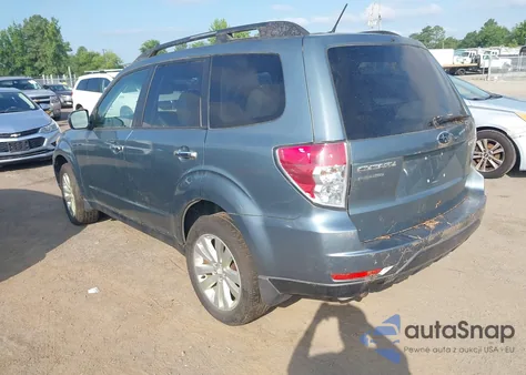 2011 Subaru Forester 2.5X Premium z USA, uszkodzony, nr VIN JF2SHADC9BH702318